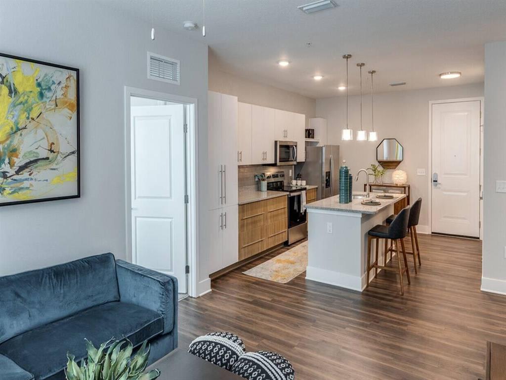 Alvista West Vue Apartments in Orlando, FL